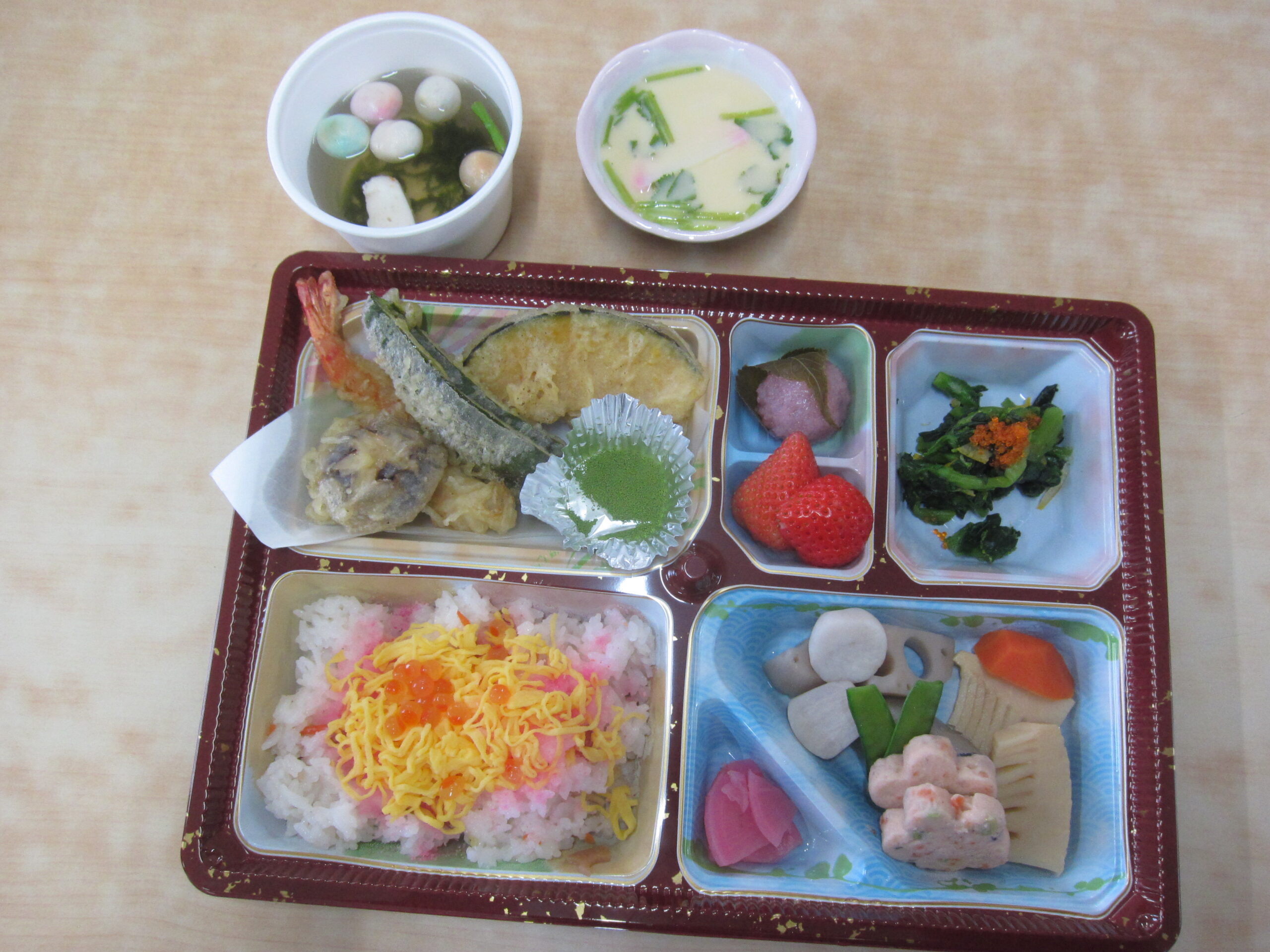 ４月行事食「花見弁当」
